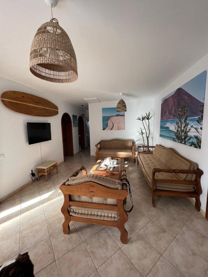拉·奥利瓦 Pura Vida Surf Camp & School旅舍 外观 照片